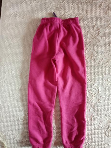 Teplé tepláky, 128