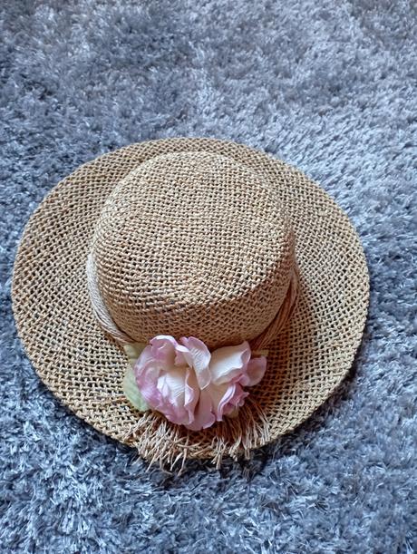 Slamený klobúk dámsky, 