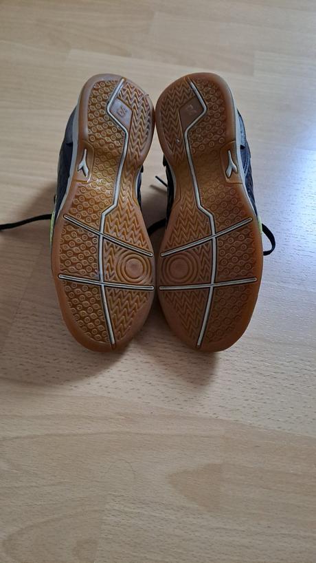 Diadora halové tenisky, 36