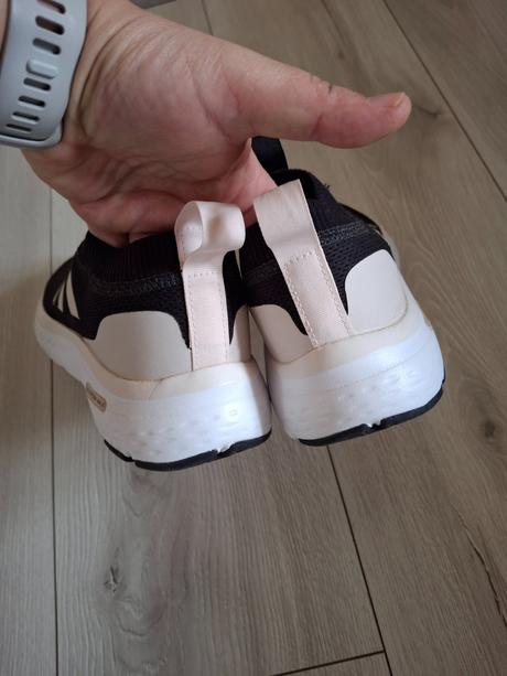 Veĺmi ĺachké tenisky vel. 36,5, adidas,36
