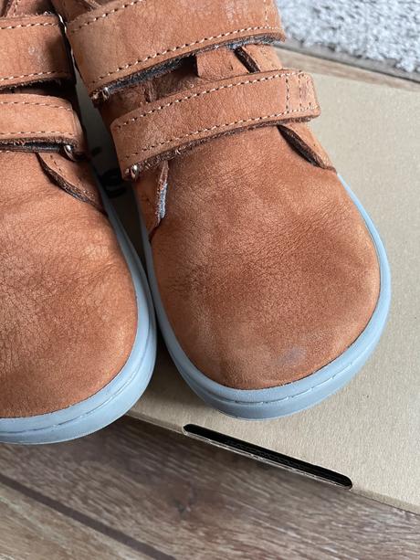 Kozene topanocky, be lenka,27