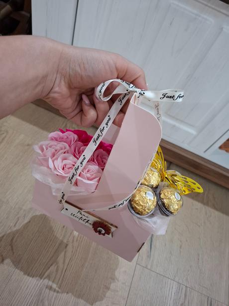 Pre pani učiteľku, 