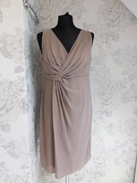 Pekne elegantne šaty, esprit,38