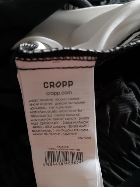 Dámske coerne športové nohavice cropp s bielym pás, m