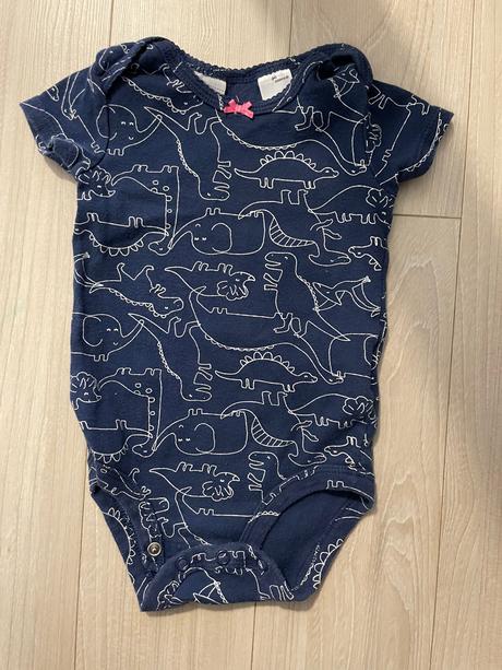 Body s dinosaurami, carter's,74