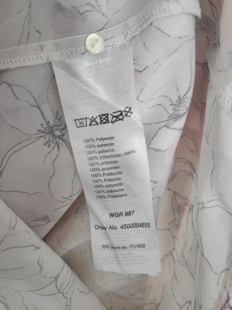 Kvetinková blúzka, 36