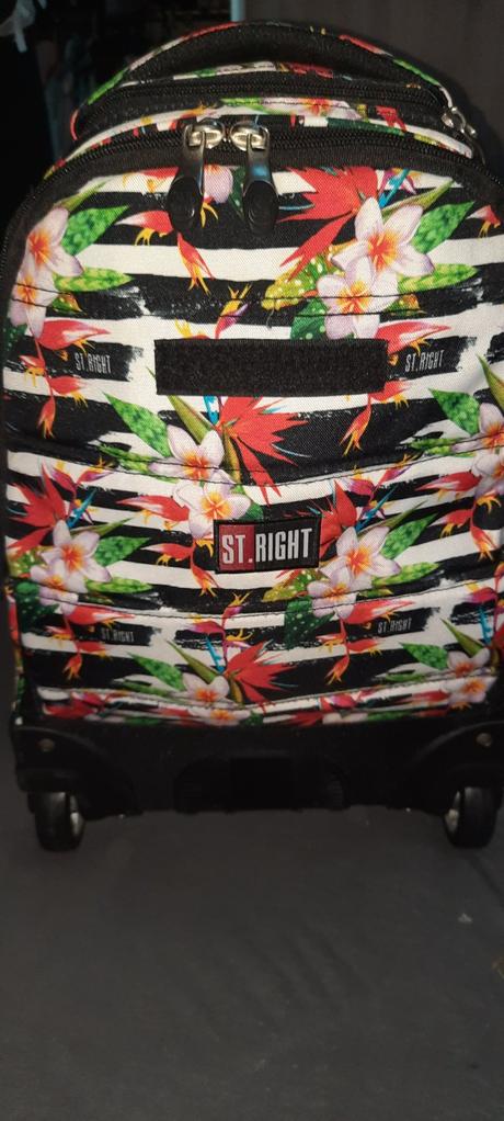 Batoh na kolieskach,