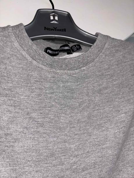 Crop mikina prettylittlething 32, 32