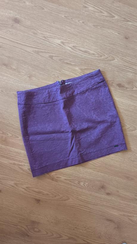 Fialová sukňa 36, timeout,s