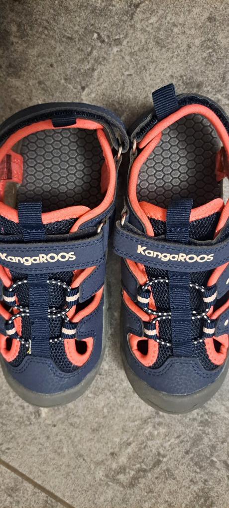 Turistické topánky, 31