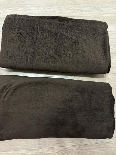 Predám poťahy na gauč/posteľ, 2 kusy, 230x220cm, 