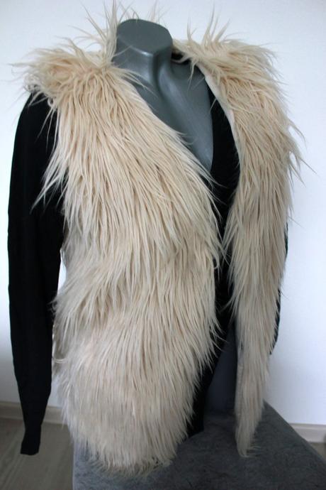 Chlpata kozusinova vesta, m