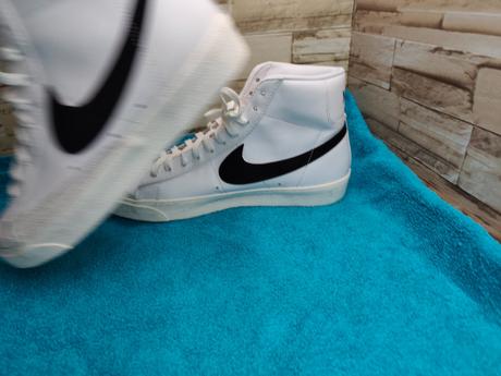 Nike 44 - pánske kožené biele tenisky, nike,44