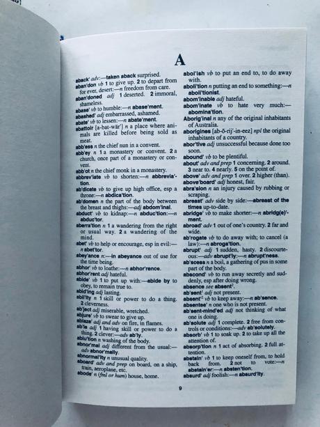 Essential english dictionary vykladovy slovnik,