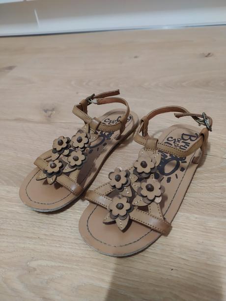 Dievčenské sandále, 28