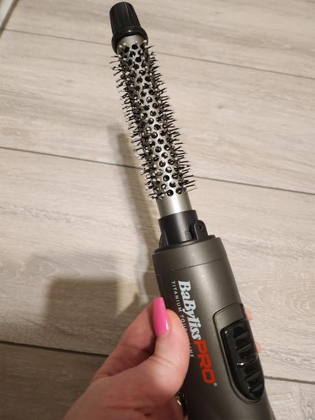 Teplovzdušná užsia kefa babyliss pro,