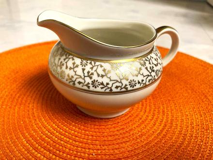 Porcelánový mliečnik thomas ivory, 
