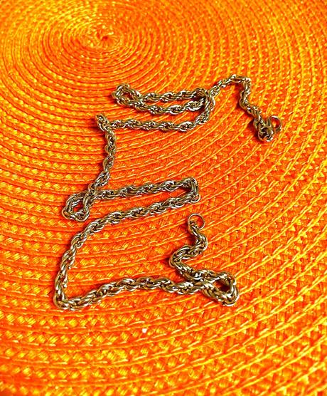 Náhrdelník na krk a ruku,