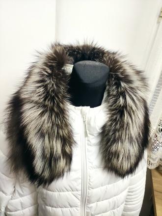 Pravá strieborná líška,na kapucňu atď, 