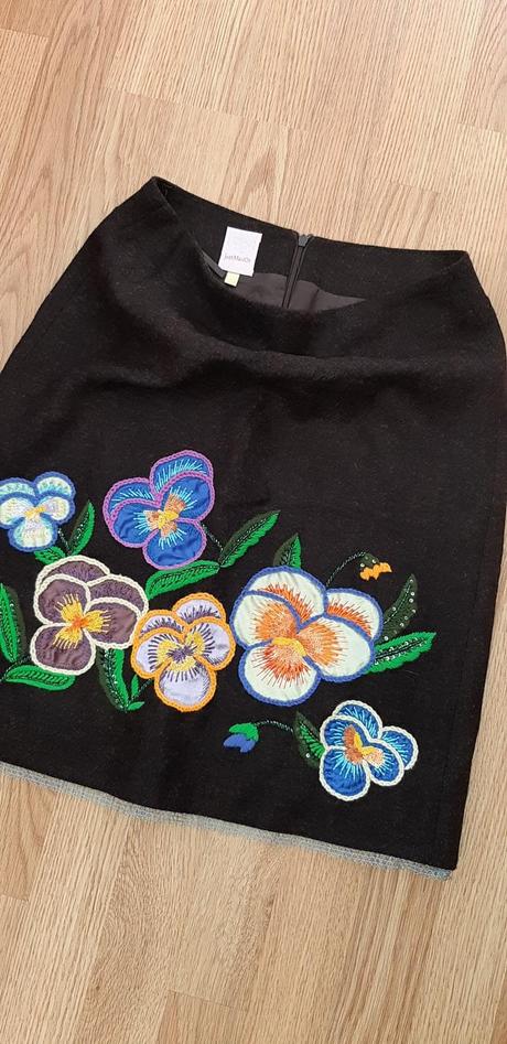 Retro vyšívaná sukňa, s