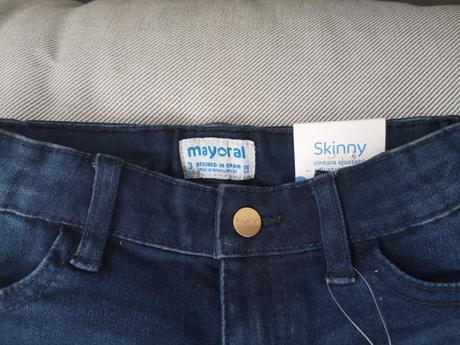 Tmavomodre slim rifle, mayoral,98