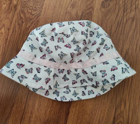 Klobúčik, dopodopo,116