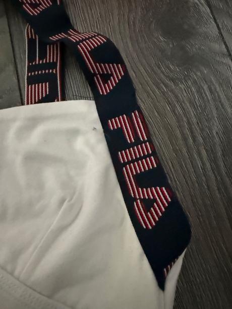 Podprsenka fila, fila,l