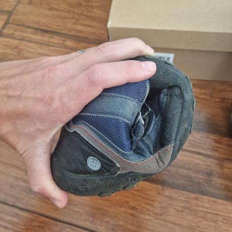 Topanky gioseppo, 33