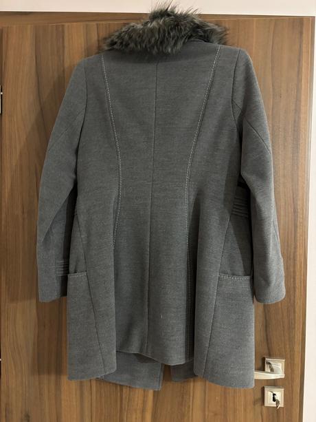 Zateplený kabát s kožušinou, xl