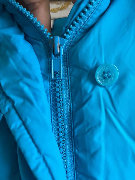 Tyrkysová prechodná krátka bunda s kapucňou, s