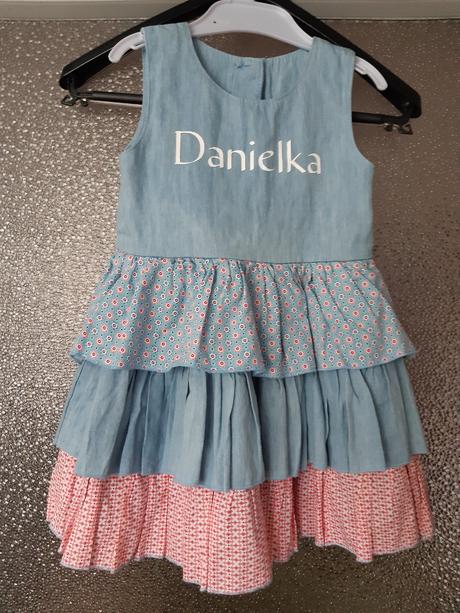 Šaty danielka, 80