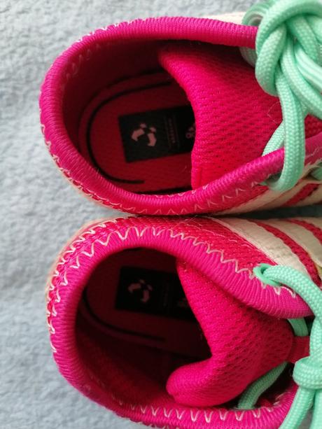 Cyklamenove tenisky, adidas,20