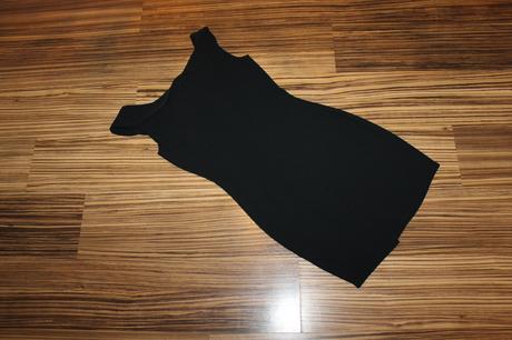 Dámske šaty cez ramená v. m, m