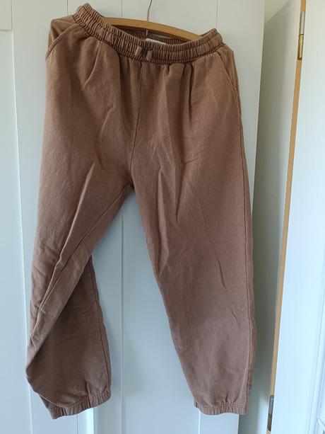 Dievčenské tepláky, sinsay,152