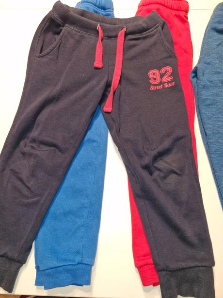 Tepláky, lupilu,110