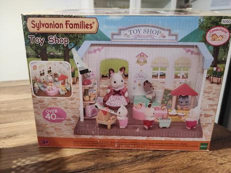 Sylvanian toy shop, 
