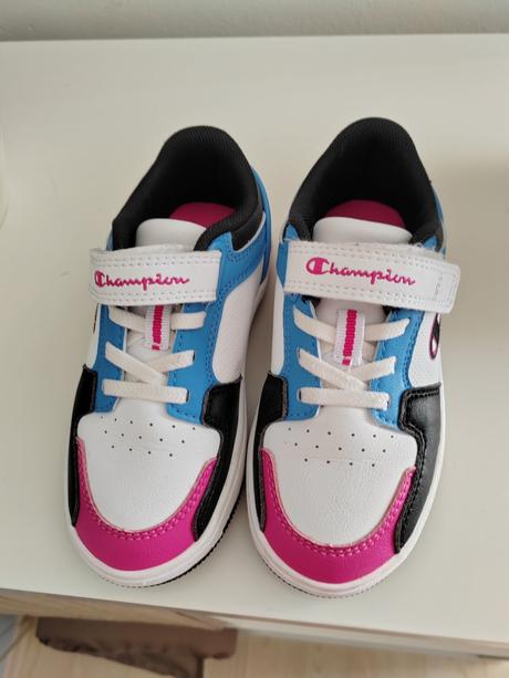 Tenisky, champion,29