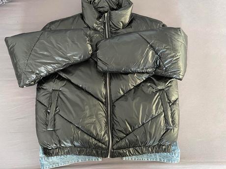 Damska bunda a riflovkou, 44