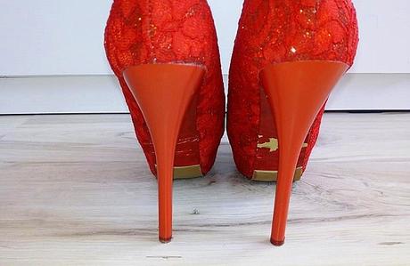 Nadherne krajkove lodicky, 37