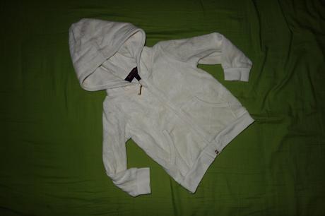 Velurova mikinka juicy couture, 86