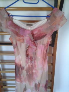 Dámske šaty kvetované, m