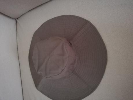 Klobúk obojstranný, 56