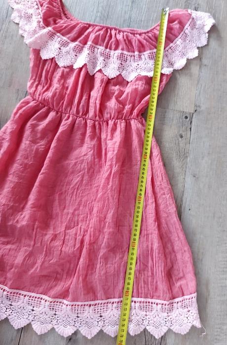 Letné šaty s volánom, 36