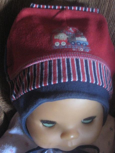 Čiapka na uväzovanie, zn. jamiks, veľ. 45, 74