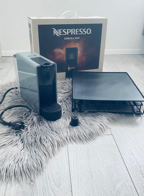 Kávovar nespresso essenza mini grey, 