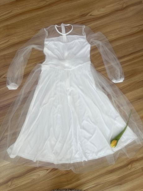 Biele šaty aj na prijímanie, 128 / 134 / 146 / 152