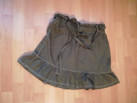 Olivovo zelená sukňa s visačkou, c&a,40