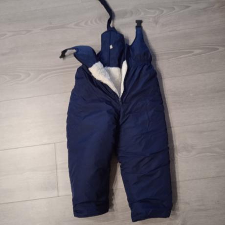 Overal veľmi teplý, 92