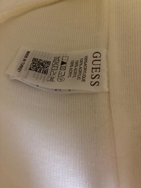 Zimná čiapka guess, guess