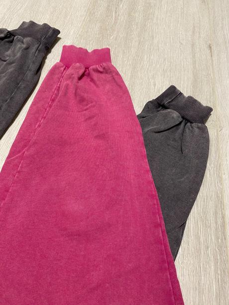 2x tepláky reserved, reserved,s